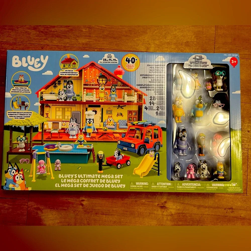 New Bluey Mega Set - Picture 1 of 5